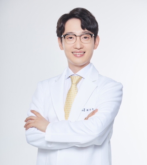 위강한의원_항문에서 피날 때 치질 의심된다면 빠르게 치료나서야