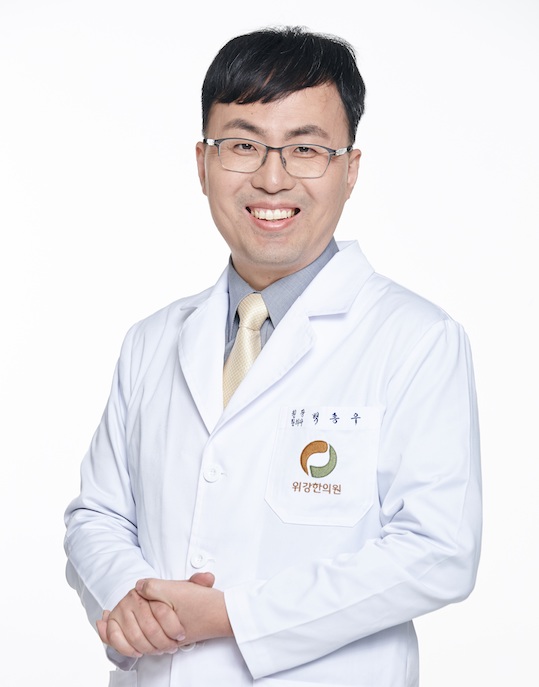위강한의원_지속되는 더부룩함, 명치통증으로 고통스럽다면 담적 확인