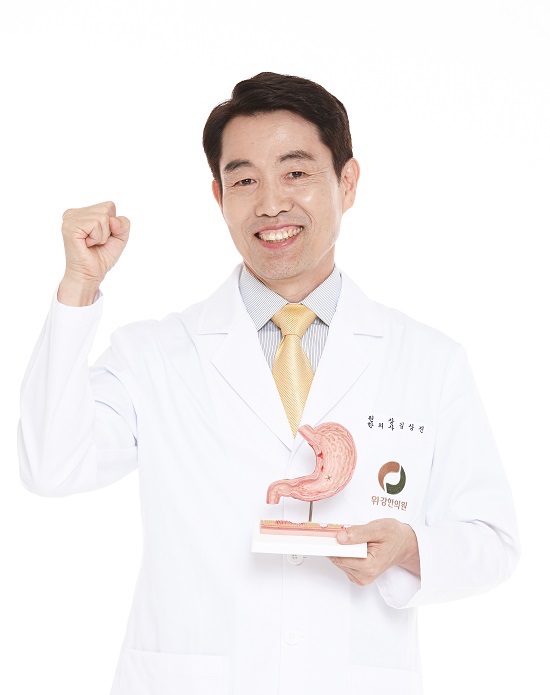 위강한의원_속쓰림, 목이물감 심해지는 역류성식도염 치료방법은?