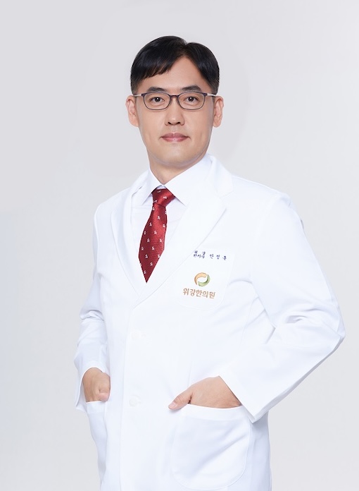 위강한의원_혀통증치료, 구강건조증과 혀염증까지 심해졌다면?