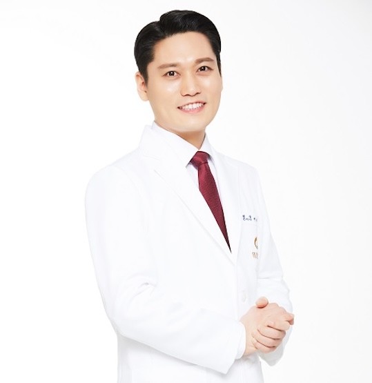 위강한의원_반복되는 어지럼증, 자율신경실조증 치료 필요할 수 있어